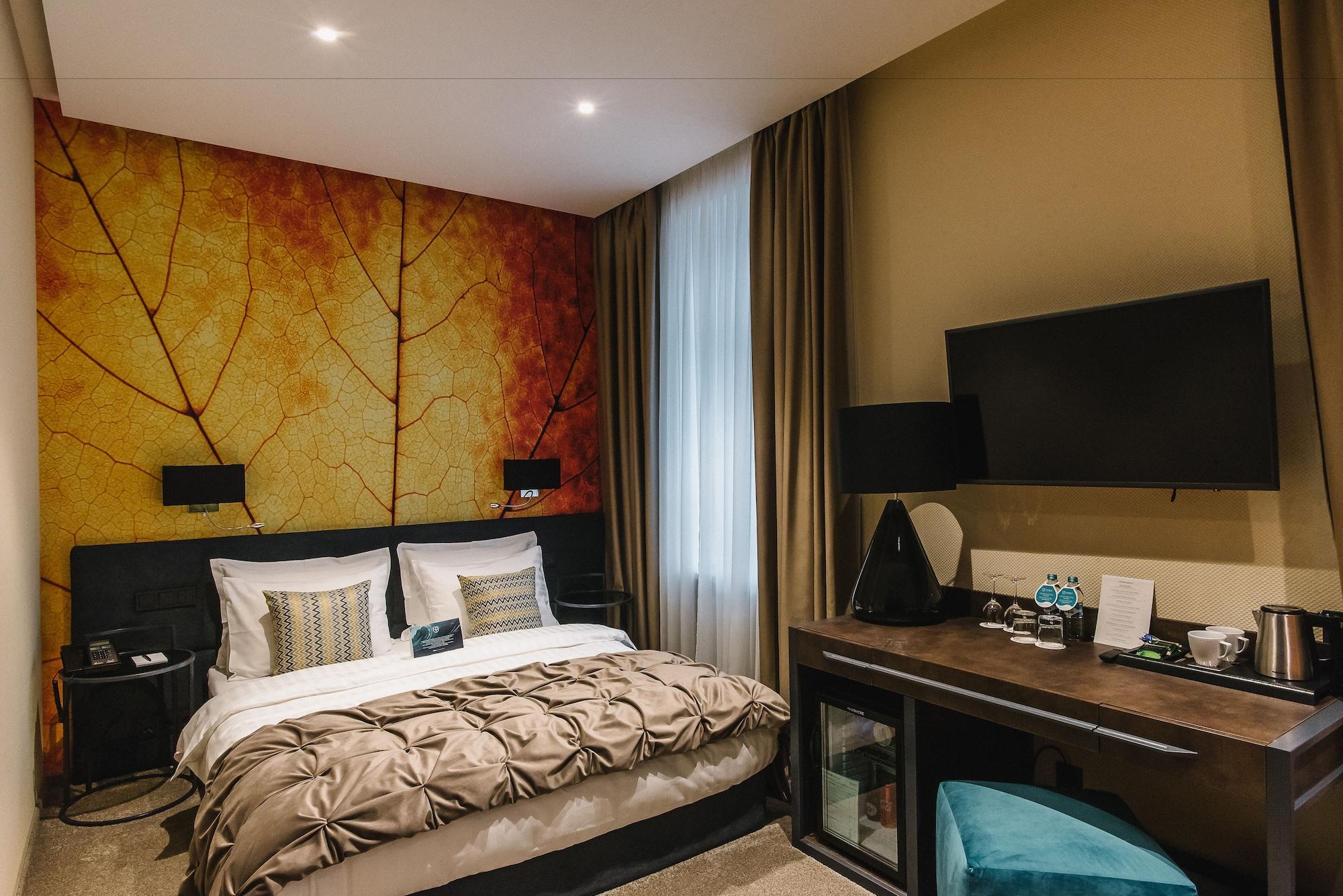 โนเบิล บูติก โฮเทล Hotel ลุตสกาย ภายนอก รูปภาพ